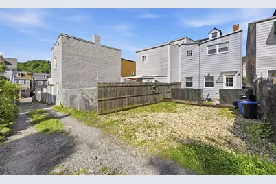 459 Pearl St, Pittsburgh, PA 15224 - Photo 36