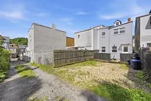 459 Pearl St, Pittsburgh, PA 15224 - Photo 36