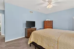 3092 Meadowbrook Ct, Hampton, PA 15044 - Photo 16