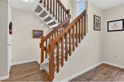 3092 Meadowbrook Ct, Hampton, PA 15044 - Photo 4