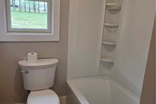 111 Robinson Run Rd, Penn Township, PA 16002 - Photo 12