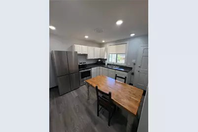 305 S Pennsylvania Ave #1, Greensburg, PA 15601 - Photo 2