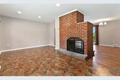 504 Long Dr, Pittsburgh, PA 15241 - Photo 4