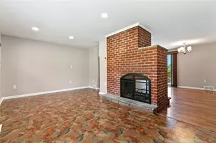 504 Long Dr, Pittsburgh, PA 15241 - Photo 4