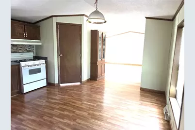 132 Maplehurst Dr, Raccoon Township, PA 15001 - Photo 4