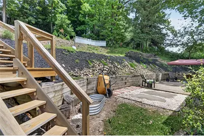 215 Willett Rd, Pittsburgh, PA 15116 - Photo 32