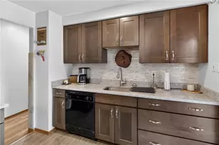 215 Willett Rd, Pittsburgh, PA 15116 - Photo 14