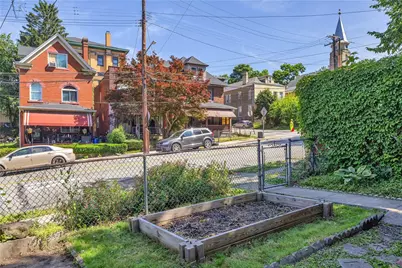 204 Johnston Ave, Pittsburgh, PA 15207 - Photo 4
