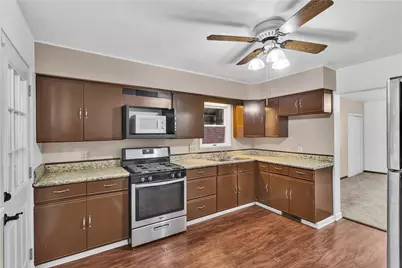 204 Johnston Ave, Pittsburgh, PA 15207 - Photo 12