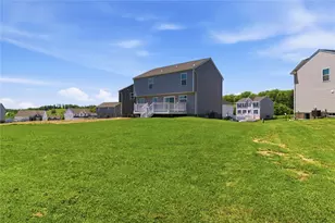 714 Dahlia Dr, Belle Vernon, PA 15012 - Photo 38