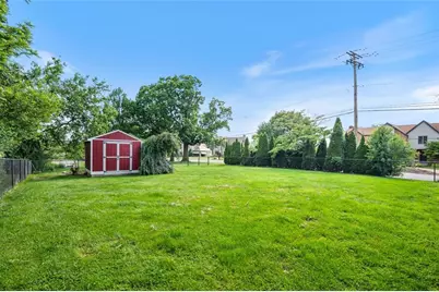 4 E Club Dr, Pittsburgh, PA 15236 - Photo 24