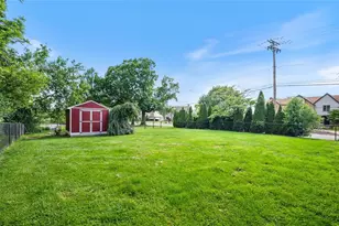4 E Club Dr, Pittsburgh, PA 15236 - Photo 24