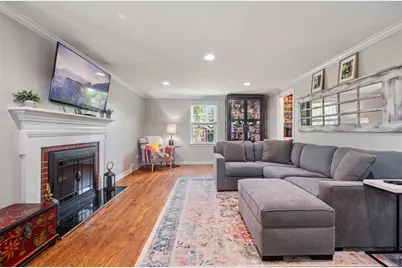 4 E Club Dr, Pittsburgh, PA 15236 - Photo 2