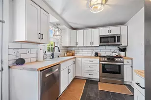 4 E Club Dr, Pittsburgh, PA 15236 - Photo 10
