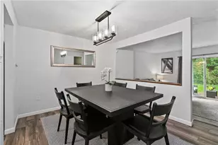 105 Spruce Ct, Ross Twp, PA 15229 - Photo 6