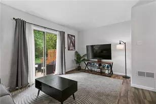 105 Spruce Ct, Ross Twp, PA 15229 - Photo 12