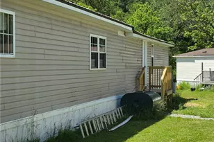 834 McGee Ln, Derry Township, PA 15627 - Photo 2