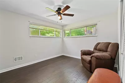 5690 Florida Ave, Bethel Park, PA 15102 - Photo 16