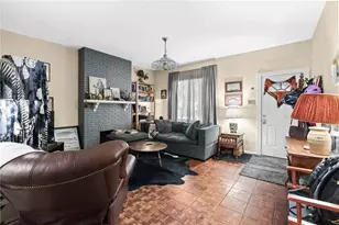 415 Barnes, Pittsburgh, PA 15221 - Photo 4