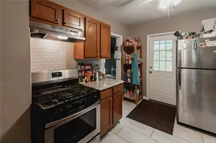 28 Lodge St, Pittsburgh, PA 15227 - Photo 12