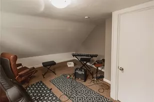 28 Lodge St, Pittsburgh, PA 15227 - Photo 30