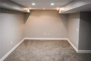 989 Blackhawk Rd, Beaver Falls, PA 15010 - Photo 8