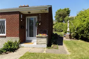 175 7th St Ext, New Kensington, PA 15068 - Photo 2