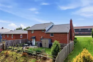 310 Summit Ave, Canonsburg, PA 15317 - Photo 26