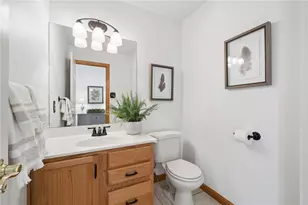 415 Primrose Dr, Unity Township, PA 15601 - Photo 14