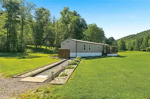 2150 Listonburg Rd, Addison Township, PA 15424 - Photo 4