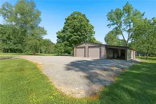 2150 Listonburg Rd, Addison Township, PA 15424 - Photo 12