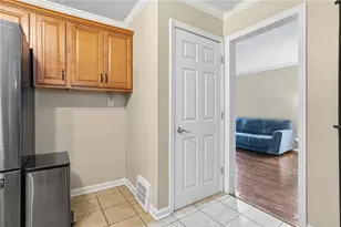 106 Chartiers Ave, Pittsburgh, PA 15205 - Photo 10