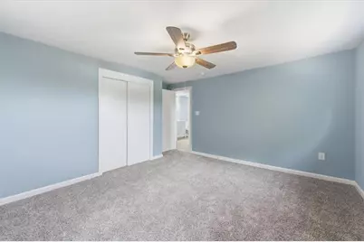 162 Foxwood Rd, Moon/Crescent Twp, PA 15108 - Photo 16