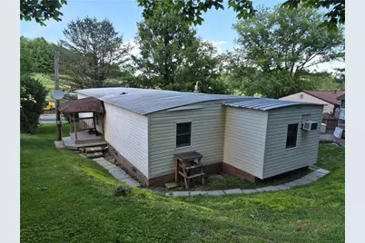 4008 Finleyville Elrama Rd, Finleyville, PA 15332 - Photo 28