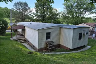 4008 Finleyville Elrama Rd, Finleyville, PA 15332 - Photo 28