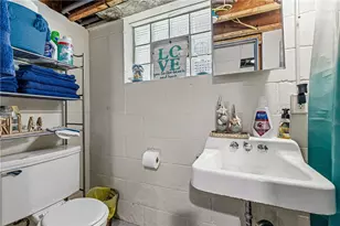 423 Gilmore Ave, Trafford, PA 15085 - Photo 28