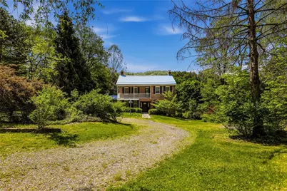 1740 Frankstown Road, Conemaugh Township, PA 15902 - Photo 2