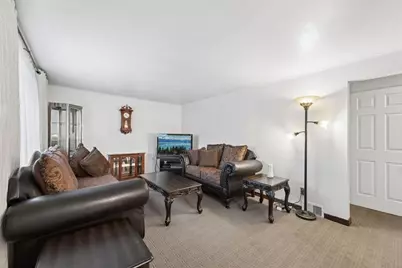 223 E Patty Lane, Monroeville, PA 15146 - Photo 4