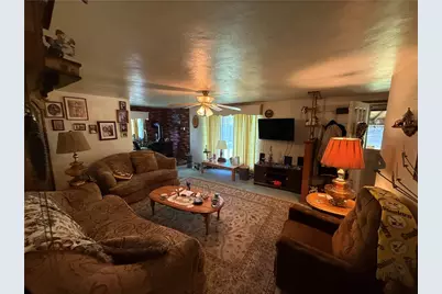 527 Center New Texas Rd, Pittsburgh, PA 15239 - Photo 10