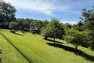 527 Center New Texas Rd, Pittsburgh, PA 15239 - Photo 4