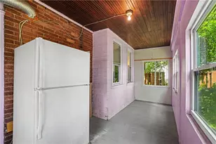 1045 Flemington St, Pittsburgh, PA 15217 - Photo 8