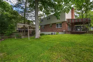 1520 Woodstream Dr, Pittsburgh, PA 15116 - Photo 36