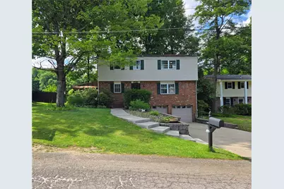 1520 Woodstream Dr, Pittsburgh, PA 15116 - Photo 1