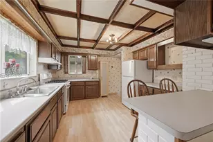 3805 Wilksboro St, Pittsburgh, PA 15212 - Photo 12