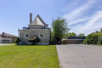 313 N Broad St, Grove City Boro, PA 16127 - Photo 6