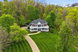 542 Macleod Dr, Pine Township, PA 15044 - Photo 2