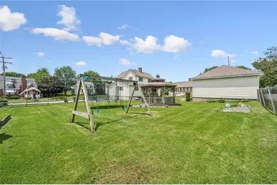 611 Harrison Avenue, Jeannette, PA 15644 - Photo 6