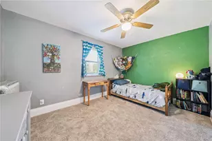 611 Harrison Ave, Jeannette, PA 15644 - Photo 16