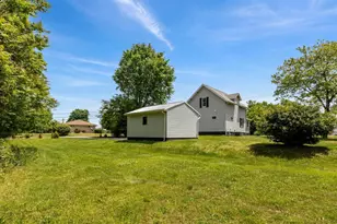 283 Center Grange Rd, Center Township, PA 15001 - Photo 2