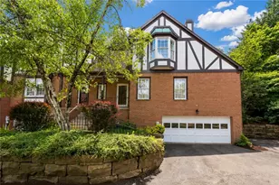 315 Kingsberry Cir, Pittsburgh, PA 15234 - Photo 1
